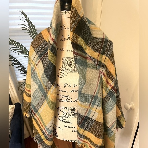 Oversized Scarf and CC Hat Bundle - Picture 7 of 7